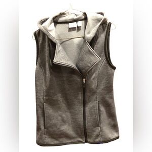 Chico’s Weekends Grey Front Zip Hooded Vest Sz S
